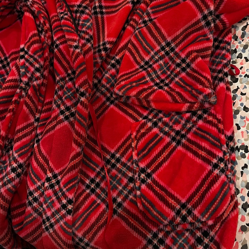 Victoria Secrets Bath Robe M/Lg - Picture 4 of 7